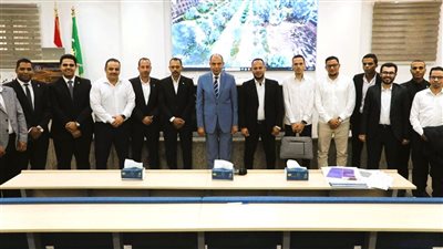 محافظ المنيا يوجه باستحداث 3 منظومات رقمية جديدة خلال تفقده مجمع الذكاء المكاني المتقدم