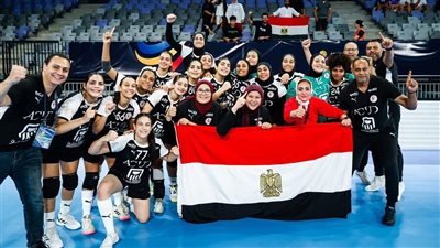 وزير الرياضة يجتمع ببعثة ناشئات اليد قبل مواجهة إسبانيا: أنتن على بعد خطوة من ميدالية عالمية