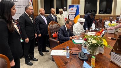 وزير الصحة يوقع مذكرة تفاهم مع نظيره التشادي لدعم القطاع الصحي