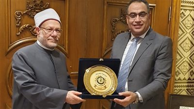 رئيس جامعة العريش يستقبل مفتي الجمهورية الأسبق وعضو هيئة كبار العلماء
