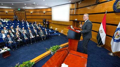 مصر تطلق مسحا شاملا لغرب الصحراء الغربية على مساحة 110 آلاف كم² للبحث عن البترول والغاز