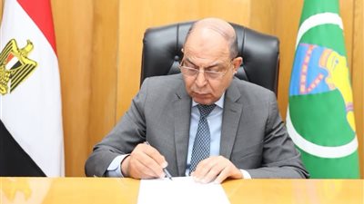 محافظ المنيا يقرر مد فترة إنهاء إجراءات ترخيص سيارات الميكروباص حتى 15 سبتمبر