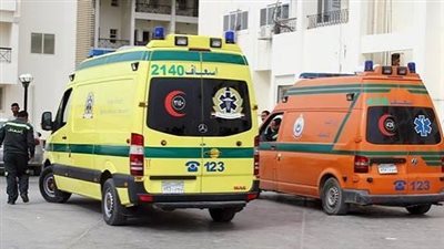 بعد استغاثة شاب.. مصرع سيدة وإصابة 3 أخريات في حادث على طريق مطروح - إسكندرية الساحلي