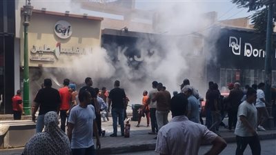 إخماد حريق داخل مطعم شهير في المنيا