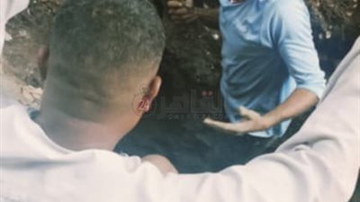 بعد نشر القاهرة 24.. تحرك سريع من مياه قنا بعد غرق شوارع قرية الرحمانية قبلي بسبب كسر ماسورة