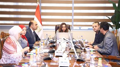 وزيرة التنمية المحلية: لا تراخيص لتداول المخلفات قبل استيفاء الاشتراطات.. وتوجيهات بتسهيل تسجيل المنتجين والمستوردين