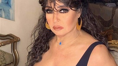 فيفي عبده عن الراقصات الأجنبيات: “دول زمبلك مبيقدموش فن.. ومعرفش مين لورديانا دي”