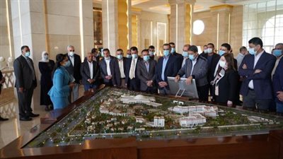 نائب رئيس الوزراء العراقي يتعرف على خبرات مصر في بناء العاصمة الإدارية