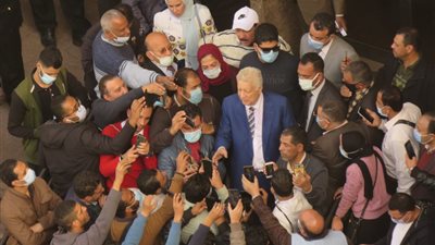 مرتضى منصور يدفع بـ70 حافظة مستندات لتأكيد سلامة موقفه في إدارة الزمالك