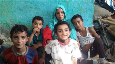 صباح ست بـ”مليون راجل”.. الإعاقة لم تمنعها من الكفاح لتربية أبنائها (صور)