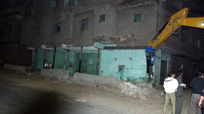 تتساقط منه الحجارة.. إخطار مركز شرطة كفر شكر لهدم عقار آيل للسقوط