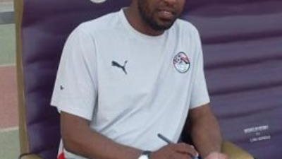 ربيع ياسين يكشف آخر تطورات مسحات كورونا للاعبي منتخب الشباب بعد إصابة 17 لاعبًا بالفيروس