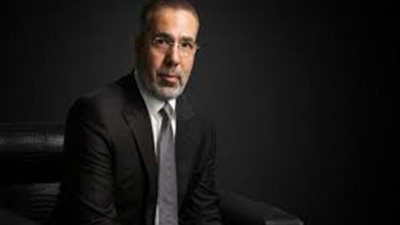 أزمة بين مدحت العدل ونجيب ساويرس بسبب 