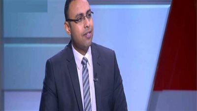 أستاذ اقتصاد يوضح أسباب تراجع تحويلات المصريين بالخارج لشراء العقارات (خاص)