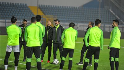 سيراميكا كليوباترا يخوض مرانه على ستاد السويس استعدادًا للبنك الأهلي (صور)