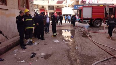 إنقاذ طفلين من حريق بشقة سكنية بشارع 