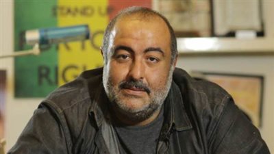 سيدات مقهورات على جزيرة واحدة.. مخرج فيلم 