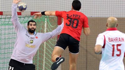 منتخب مصر لكرة اليد يهزم البحرين 34/22 استعدادًا للمونديال (صور)