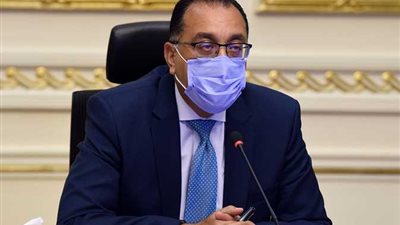 رئيس الوزراء يستعرض ملفات عمل وزارة الطيران المدني خلال 2020