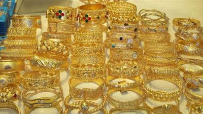أعياد الكريسماس ترفع أسعار الذهب من جديد