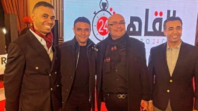 آسر ياسين يهنئ 