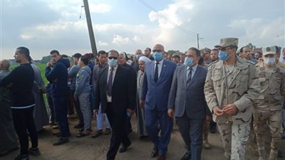 أهالي حوش عيسى يشيعون جثمان الشهيد رقيب مصطفى محمد (صور)