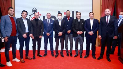 وزير الرياضة والنائب أحمد دياب  يشاركان 