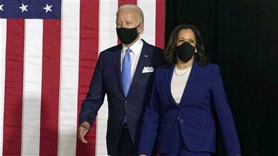 تحديد موعد تلقي الرئيس الأمريكي المنتخب ونائبته لقاح كورونا