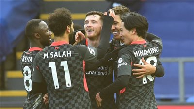 محمد صلاح وفيرمينو الأعلى تقييمًا في 