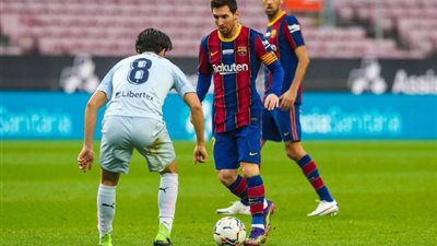 برشلونة يخطف التعادل من فالنسيا في الشوط الأول بالدوري الإسباني