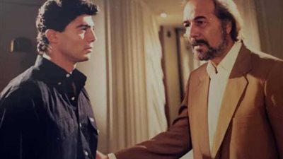 خالد النبوي يٌهدي جاثزة أفضل ممثل سينما للراحل محمود ياسين في مهرجان 