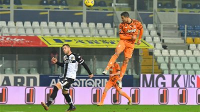 يوفنتوس يضرب بارما برباعية في الدوري الإيطالي 