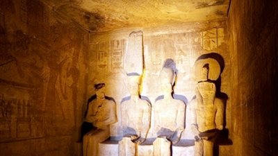 احترازًا من كورونا.. إلغاء الاحتفال بظاهرة تعامد الشمس على 