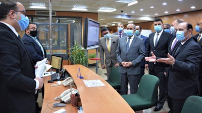 وزير الطيران المدني يلتقى رئيس منظومة الشكاوى بمجلس الوزراء