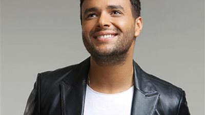 رامي صبري يُعلن إلغاء حفلات رأس السنة بعد قرار وزارة السياحة