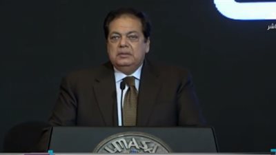 محمد أبو العينين يبكى وينعى صديقيه الراحلين محمد فريد خميس والشيخ صالح كامل بكلمات مؤثرة (فيديو)