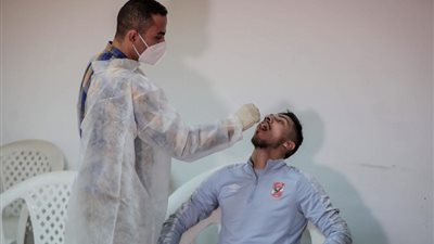 الأهلي يجري مسحة كورونا اليوم استعدادًا لمواجهة بطل النيجر