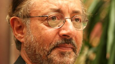 عبد العزيز مخيون: 