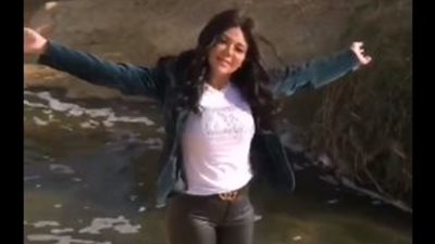 رانيا يوسف بوادي الريان في الفيوم لتصوير مسلسل 