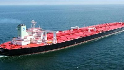 ننشر تفاصيل قرار قناة السويس بخفض رسوم عبور ناقلات البترول العملاقة مجراها الملاحي (مستند)