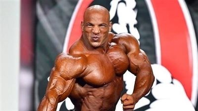 بعد تتويجه بلقب مستر أولمبيا.. 