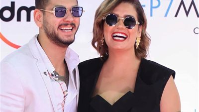 إلهام شاهين تتراجع بشأن تصريحاتها عن ارتباط ابن شقيقها بهنا شيحة: 