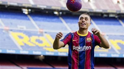 ديست ثاني أمريكي يصنع هدفًا في الدوري الإسباني 