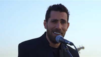 عزيز مرقة يطرح 