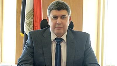 رئيس الشركة المصرية للمطارات يشدد بضرورة الاستعدادات لاحتفالات العام الجديد