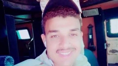 الحزن يخيم على أهالي قرية أم القصور بأسيوط بعد استشهاد أحد أبنائها بشمال سيناء