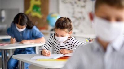 نصائح يجب اتباعها عند خروج الأطفال مع انتشار الموجة الثانية من فيروس كورونا