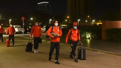 بعثة الأهلي تصل لمطار القاهرة بعد الفوز على بطل النيجر