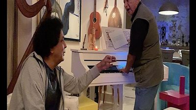 هاني شنودة عن إعادة إحياء محمد منير إحدى أغنيات فرقة المصريين: 