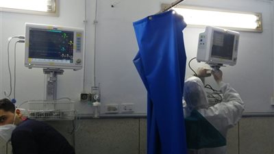 لمجابهة كورونا.. دعم مستشفى صدر المنصورة بـ15 جهاز مونيتور (صور)